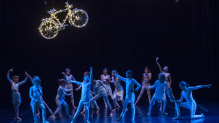 Božićna čestitka plesnog odjela Glazbene škole Blagoje Bersa