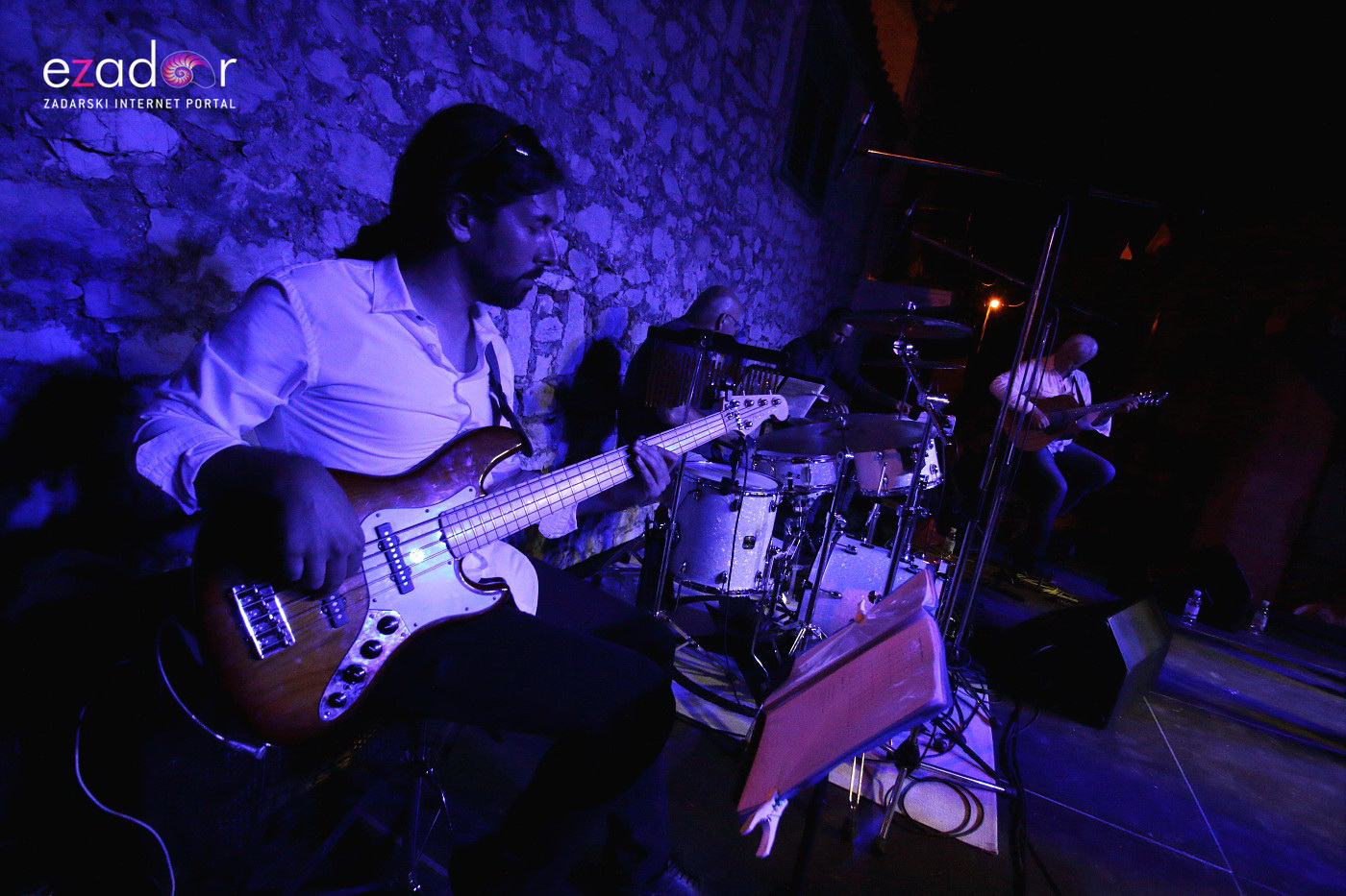 Bibinje: Koncert Tomislava Bralića i klape Intrade na Trgu Sri sela