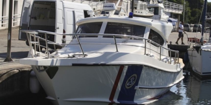 Lučka kapetanija, brod Calafuria (V.Ivanov/CROPIX) Lučka kapetanija, brod Calafuria (V.Ivanov/CROPIX)