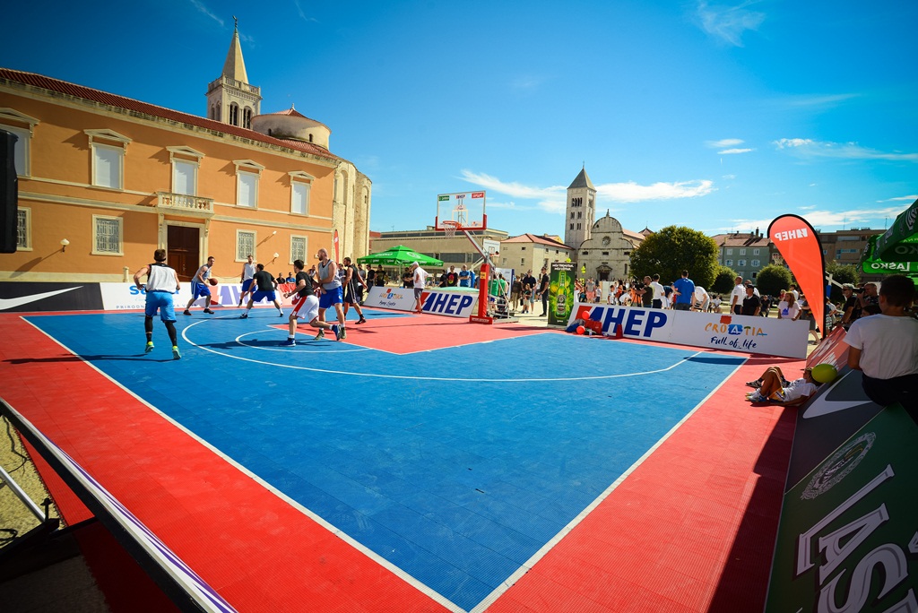 ZDBT 2016: Kids Day & Basket 3×3 na Forumu. Foto: Iva Perinčić ZDBT 2016: Kids Day & Basket 3×3 na Forumu. Foto: Iva Perinčić