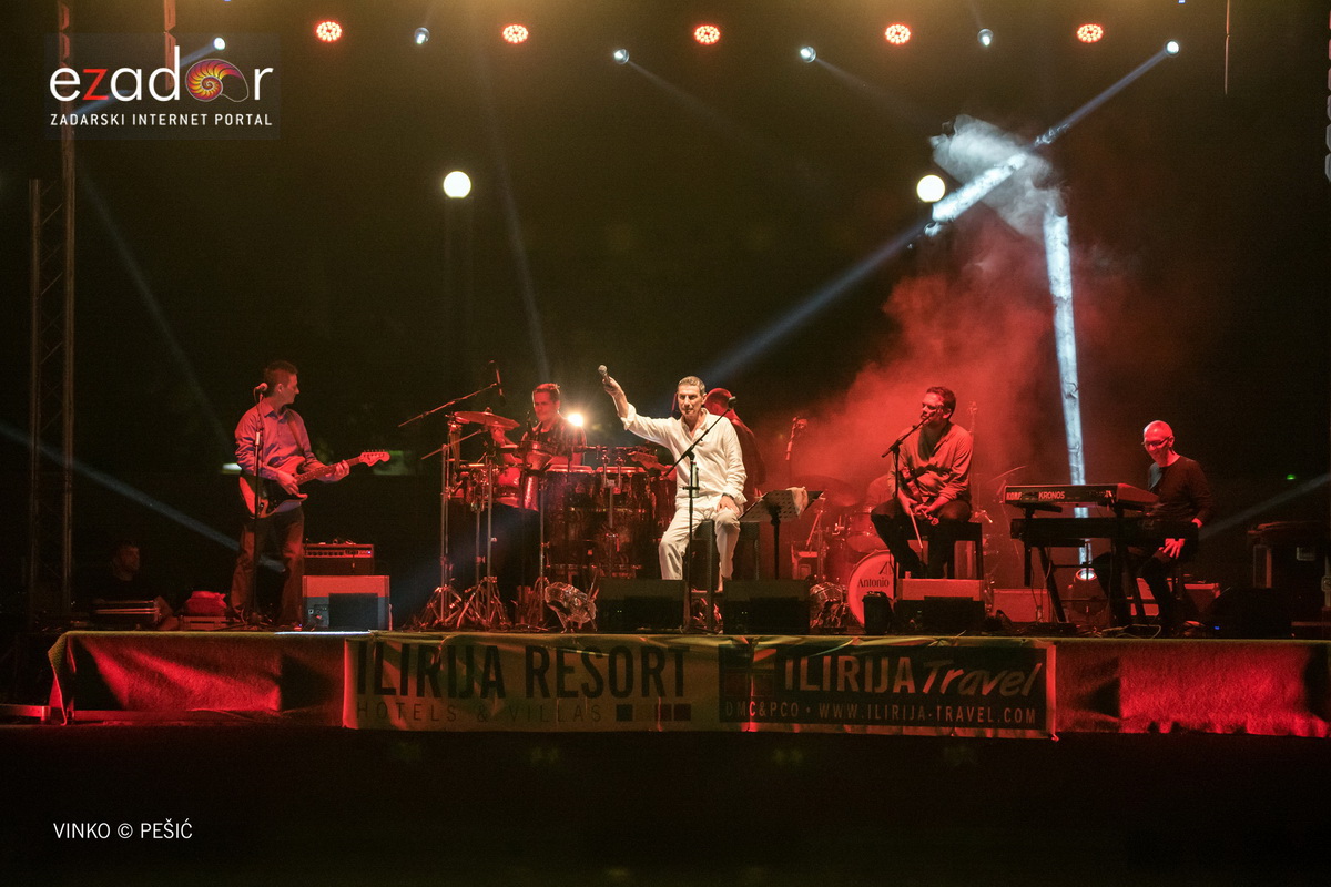 Massimo @ bazen Ilirije u Biogradu na Moru