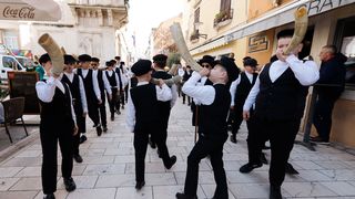 Karnevalsko vrime: Svečana primopredaja vlasti novom gradonačelniku Karnevalsko vrime: Svečana primopredaja vlasti novom gradonačelniku