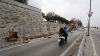 Zadar – Radovi na Liburnskoj obali otezavat ce promet na Poluotoku do svibnja 2015. godine. Photo: Filip Brala/PIXSELL