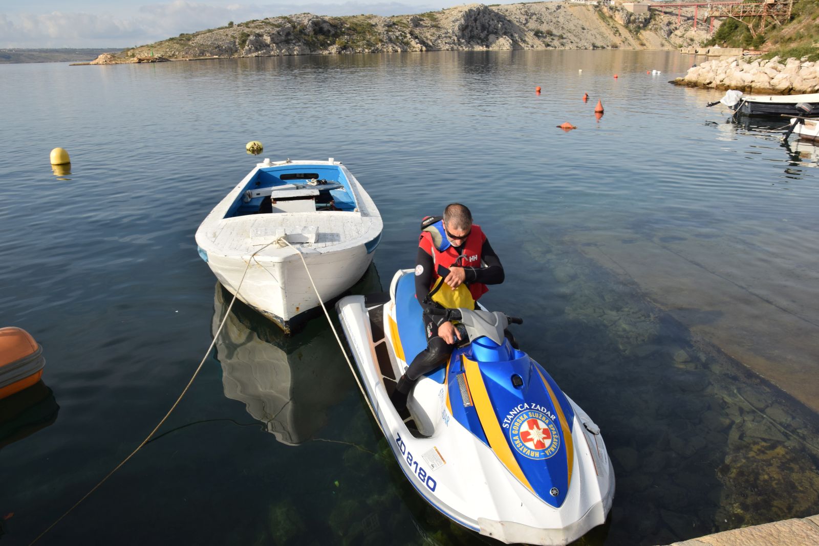 U Novskom ždrilu i dalje traje intenzivna potraga za nestalim pilotom