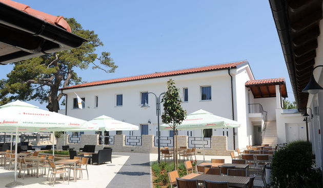 Zadar, 190511
Omladinski hostel na Boriku potpuno je obnovljen, a svake godine privlaci sve vise mladih gostiju iz svih zemalja Europe, osobito Velike Britanije.
Foto: Andrija Lucic / cropix