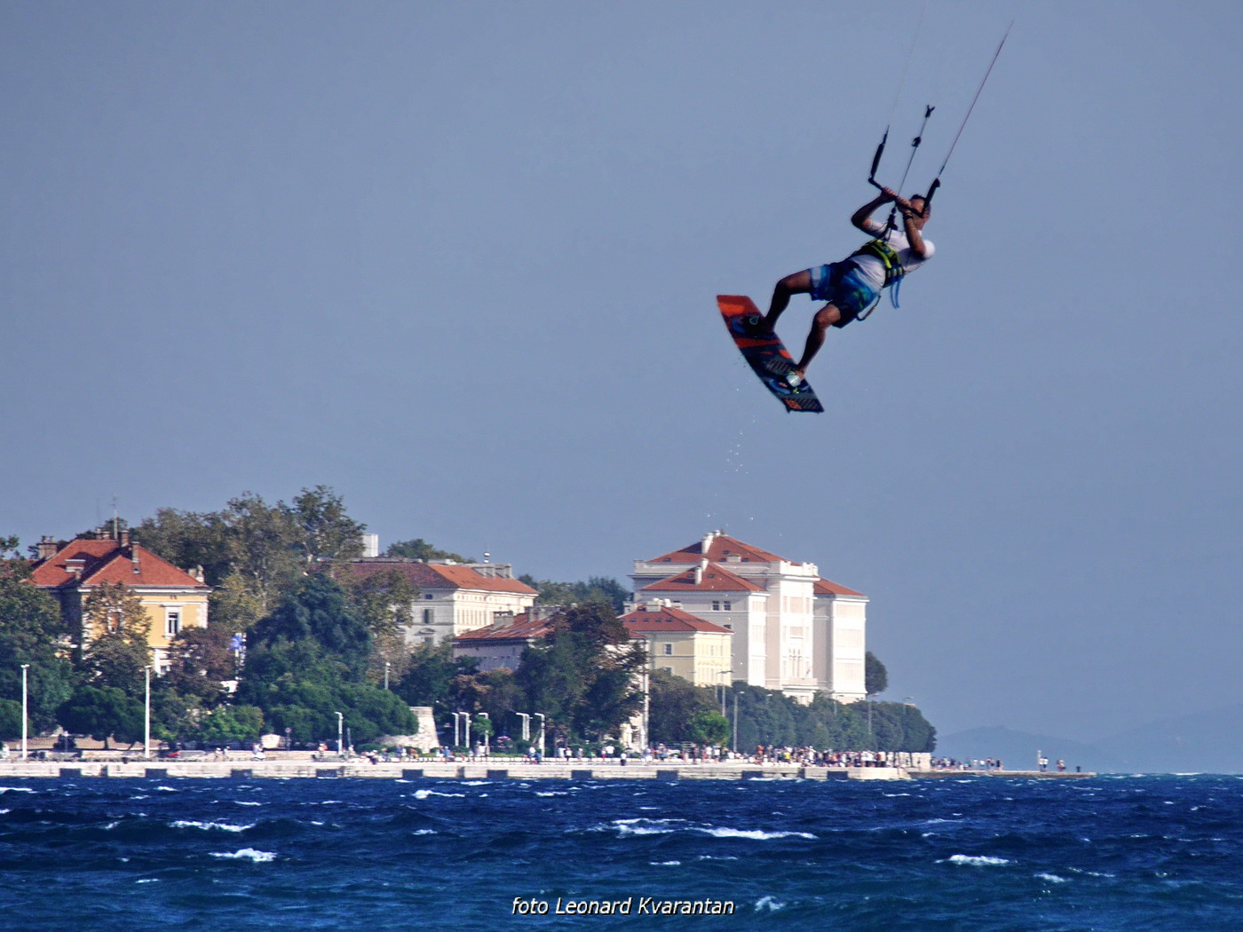 Surferi i kiteri došli na svoje pred neveru