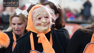 Zadarski karneval 2018: Povorka maškaranih skupina od Gradskih vrata preko Foruma do Narodnog trga Zadarski karneval 2018: Povorka maškaranih skupina od Gradskih vrata preko Foruma do Narodnog trga