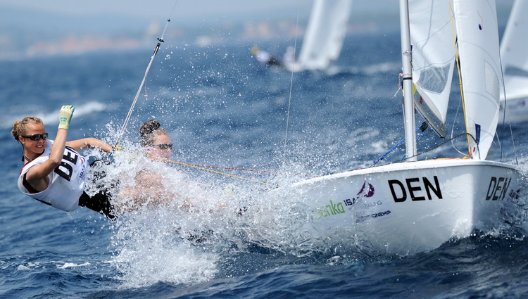 Zadar, 140711.
ISAF svjetsko juniorsko prvenstvo
Zadar 2011, 07.-15. srpanj 2011.
Osmi je dan svjetskog prvenstva u jedrenju koje se odrzava u organizaciji jedrlicarskog kluba Uskok. Danasnji dan obiljezio je jak vjetar s juga sto je napokon omogucilo j Zadar, 140711.
ISAF svjetsko juniorsko prvenstvo
Zadar 2011, 07.-15. srpanj 2011.
Osmi je dan svjetskog prvenstva u jedrenju koje se odrzava u organizaciji jedrlicarskog kluba Uskok. Danasnji dan obiljezio je jak vjetar s juga sto je napokon omogucilo j