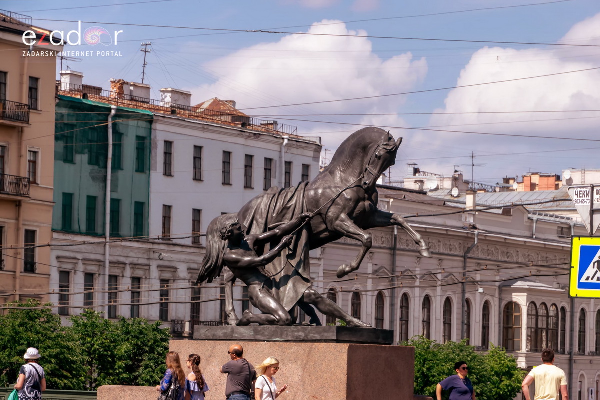 Đir po čudesno lijepom St. Petersburgu Đir po čudesno lijepom St. Petersburgu