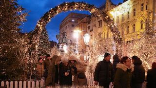 Zagrebački Advent na Trgu bana Jelačića