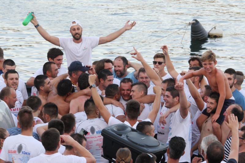 Gusari iz Komina pobjednici Maratona lađa od Metkovića do Ploča