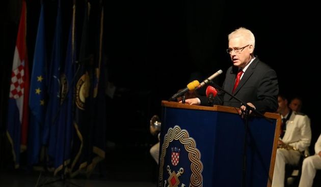 Split – Predsjednik Ivo Josipovic na proslavi 23. rodjendana Hrvatske ratne mornarice. Dodjela unapredjenja i nagrada. Photo: Ivo Cagalj/PIXSELL