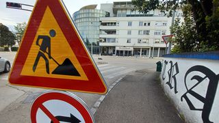 Raskrižje ulica dr. Franje Tuđmana i Josipa bana Jelačića Raskrižje ulica dr. Franje Tuđmana i Josipa bana Jelačića