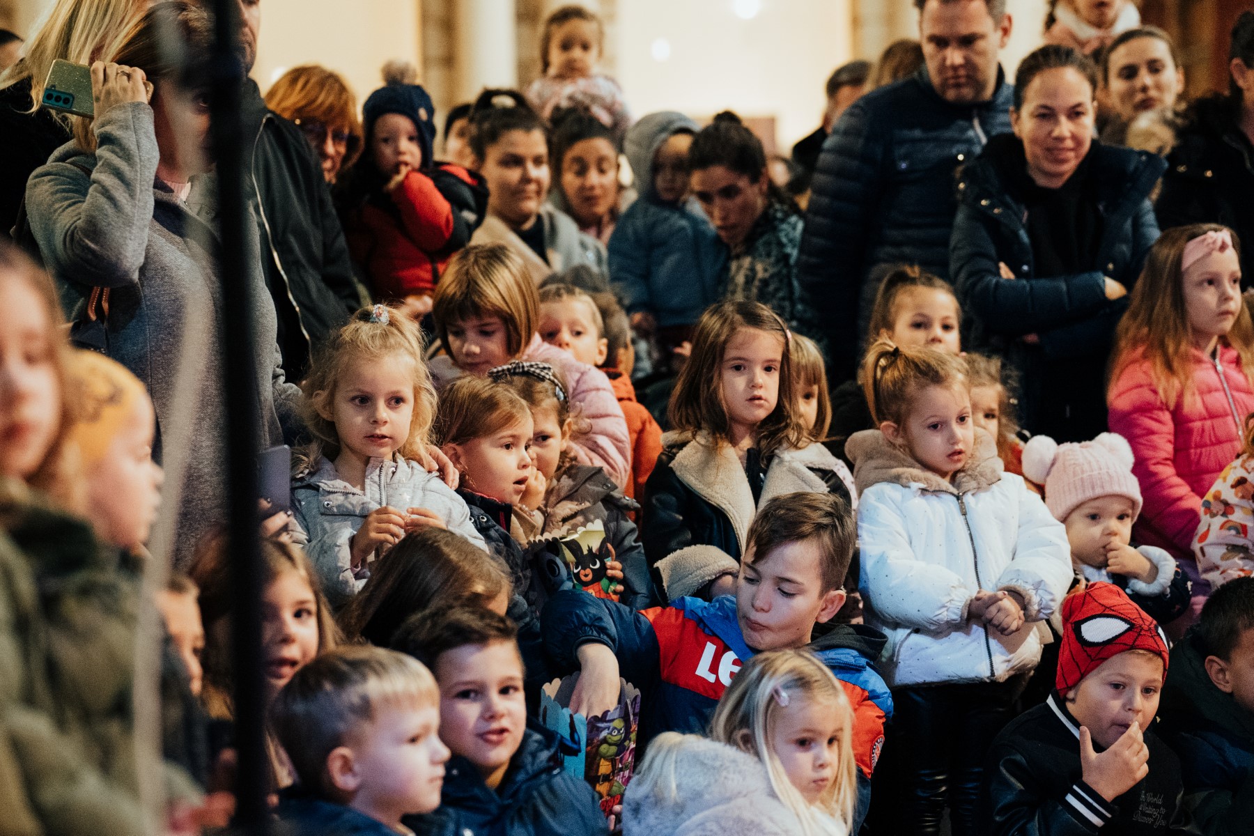 Predstava Frozen na Adventu u Zadru