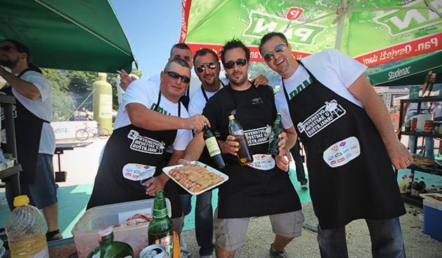 Prvenstvo u roštiljanju na zadarskoj Rivi (foto:Saša Čuka)