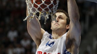 Zadar, 010610.
Dvorana Kresimir Cosic u Zadru. Druga finalna utakmica kosarkaskog prvenstva Hrvatske odigrana izmedju KK Zadar i KK Cibona.
Na slici: igrac Zadra Trent Plasted (bijeli).
Foto: Jure Miskovic / CROPIX Zadar, 010610.
Dvorana Kresimir Cosic u Zadru. Druga finalna utakmica kosarkaskog prvenstva Hrvatske odigrana izmedju KK Zadar i KK Cibona.
Na slici: igrac Zadra Trent Plasted (bijeli).
Foto: Jure Miskovic / CROPIX