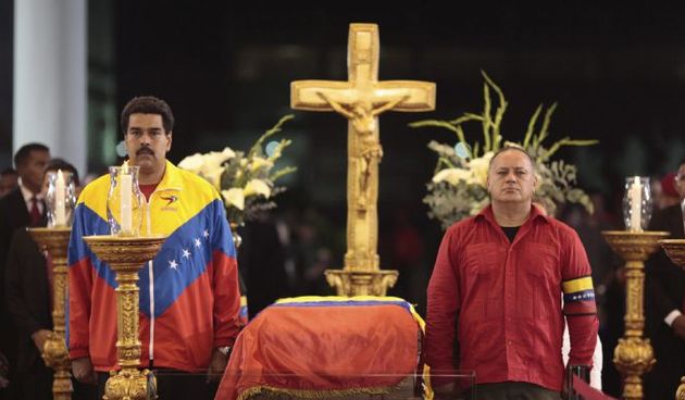 Chavezovo tijelo izloženo u vojnoj akademiji, foto: elpais.com