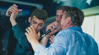 Zadarska večer s Ivicom Sikirićem Ićom u Hitch baru, 8.5.2015. (Foto: Ivan Toman) Zadarska večer s Ivicom Sikirićem Ićom u Hitch baru, 8.5.2015. (Foto: Ivan Toman)