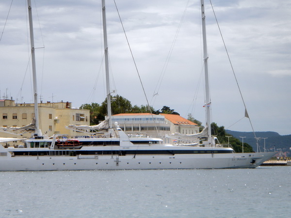 Jedrenjak Le Ponant islplovljava iz Zadra Jedrenjak Le Ponant islplovljava iz Zadra