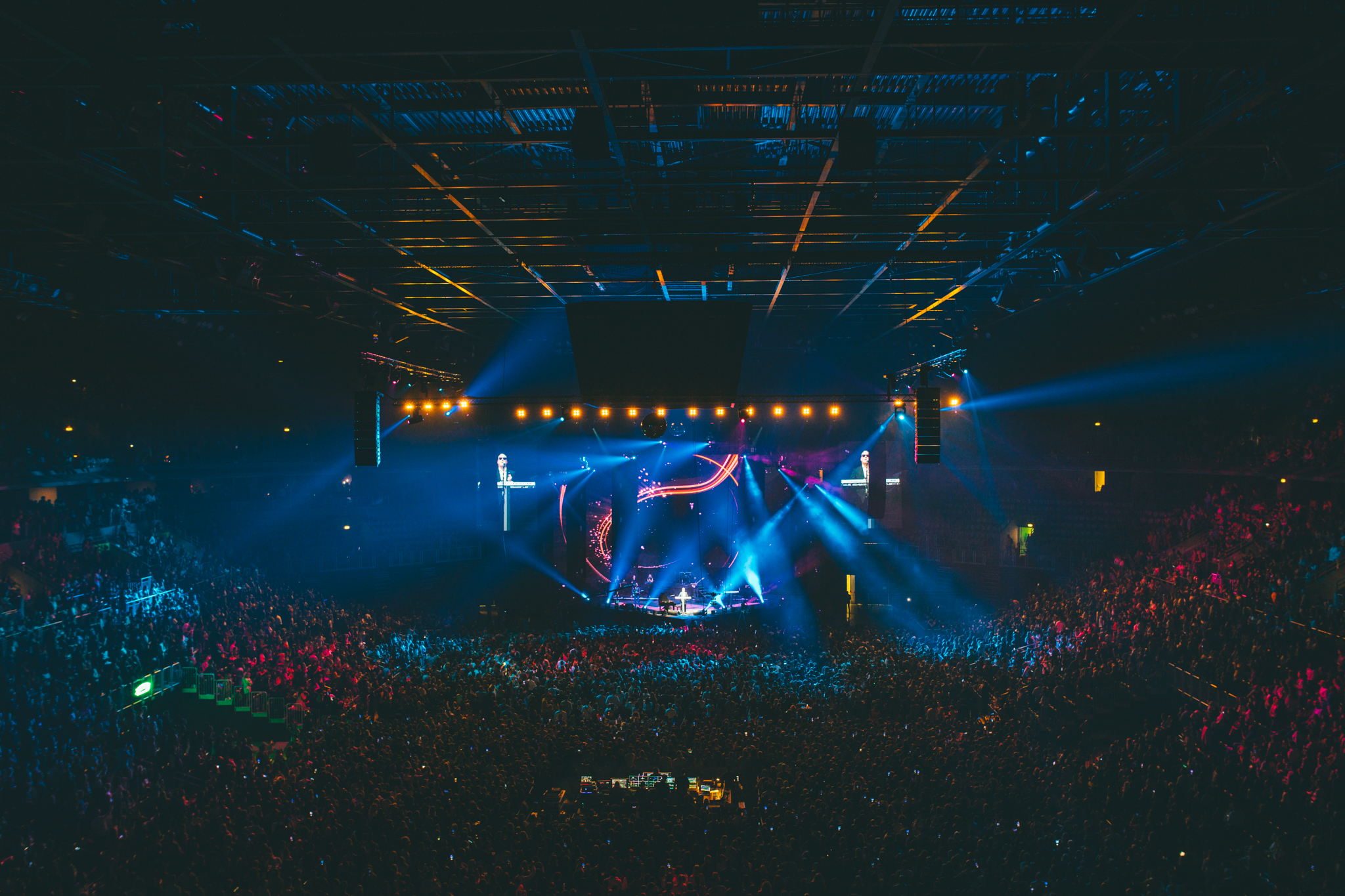 Trijumfalni koncert Saše Matića u rasprodanoj Areni Zagreb Trijumfalni koncert Saše Matića u rasprodanoj Areni Zagreb