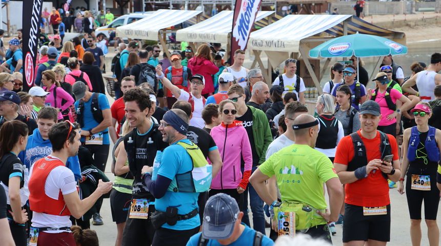 UREĐIVANJE VIJESTI: Nikad veća utrka Life on Mars Trail ispunila sva očekivanja UREĐIVANJE VIJESTI: Nikad veća utrka Life on Mars Trail ispunila sva očekivanja