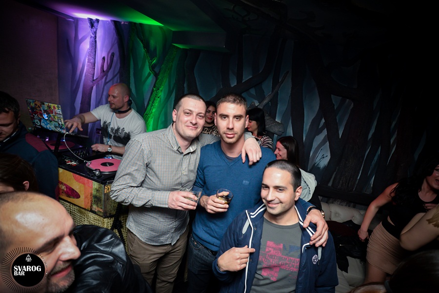 Subotnji party u Svarog baru
