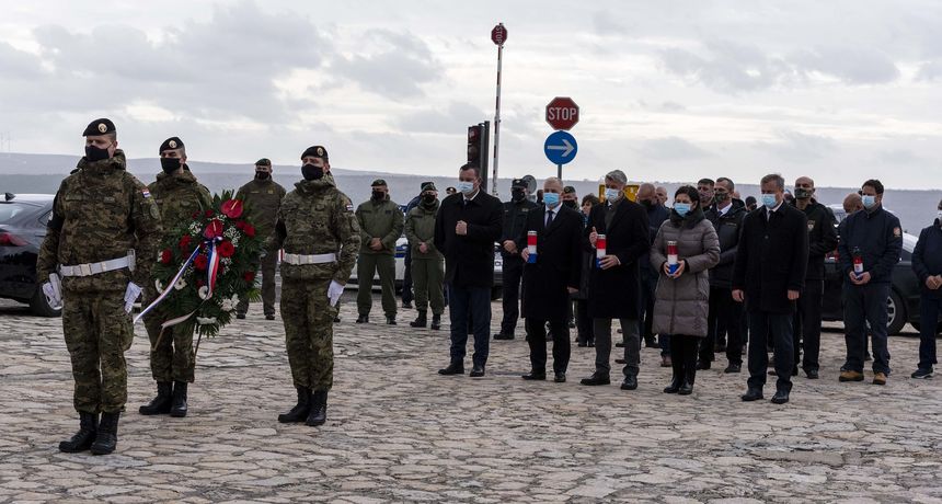 Načelnik općine Jasenice Martin Baričević odbio komentirati Milanovićev nedolazak Načelnik općine Jasenice Martin Baričević odbio komentirati Milanovićev nedolazak