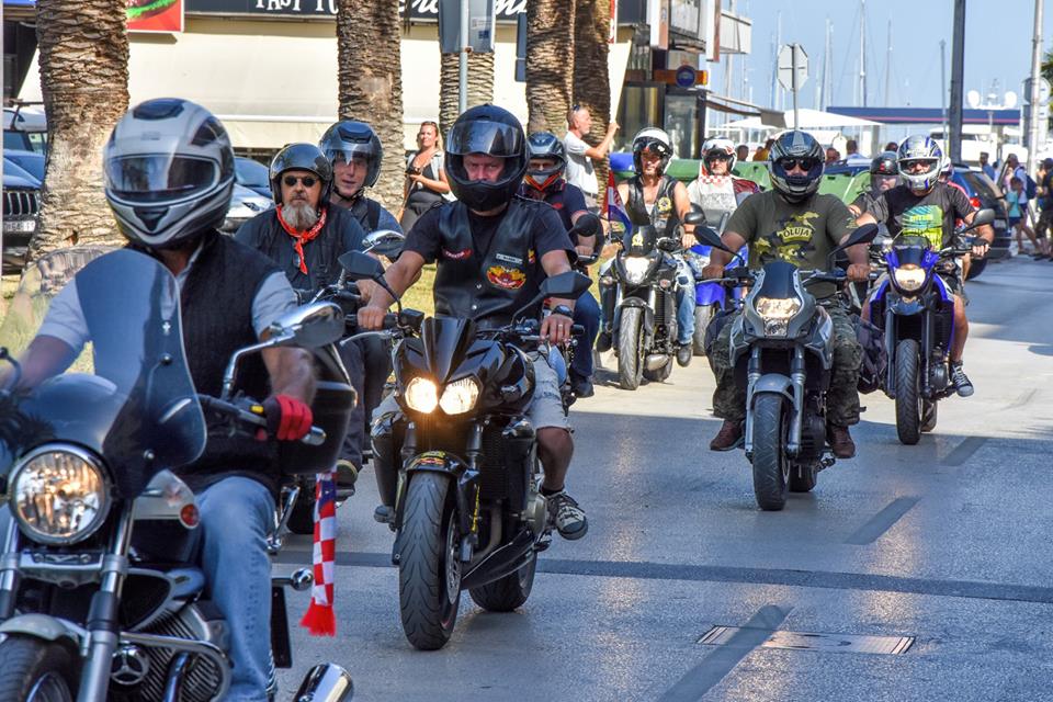 Državni vrh u Kninu pozdravio zadarske motoriste i bicikliste Državni vrh u Kninu pozdravio zadarske motoriste i bicikliste