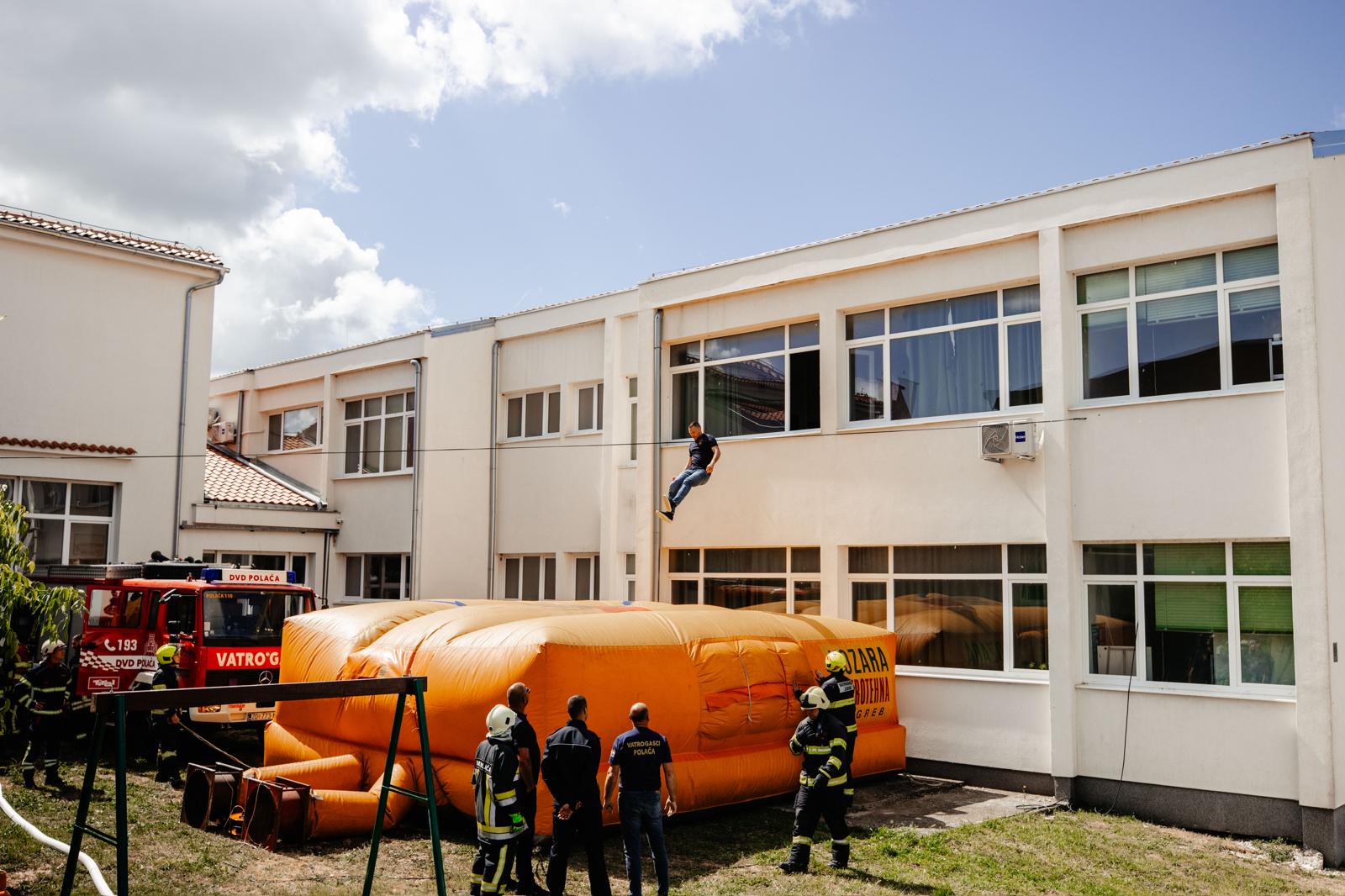 Vatrogasna zajednica Zadarske županije obilježila 30 godina osnutka Vatrogasna zajednica Zadarske županije obilježila 30 godina osnutka
