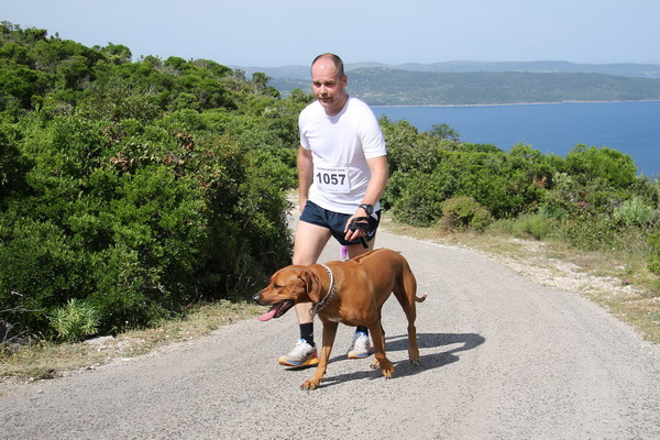 Gospodar OTOKA – uspon na Sv. Mihovil
(nedjelja, 29. svibnja 2016. godine)
Start: 09:30 h, u centru Preka (Park Vrulja)
Cilj: tvr Gospodar OTOKA – uspon na Sv. Mihovil
(nedjelja, 29. svibnja 2016. godine)
Start: 09:30 h, u centru Preka (Park Vrulja)
Cilj: tvr
