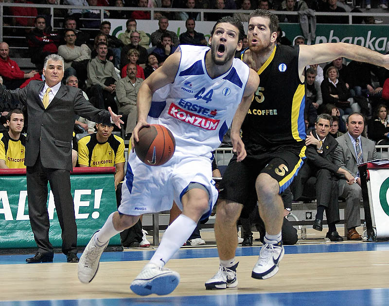 KK Zadar – KK Maroussi Costa Coffee