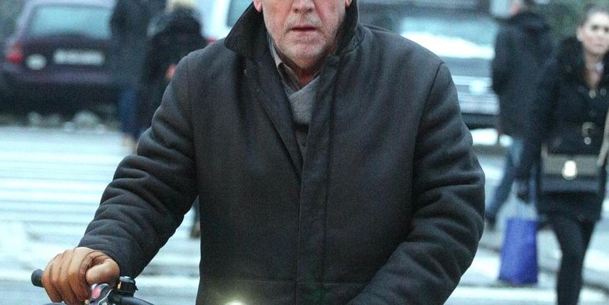 Na hladno zagrebačko jutro Bandić biciklom stigao na posao kako bi podržao akciju bicikliranja Na hladno zagrebačko jutro Bandić biciklom stigao na posao kako bi podržao akciju bicikliranja