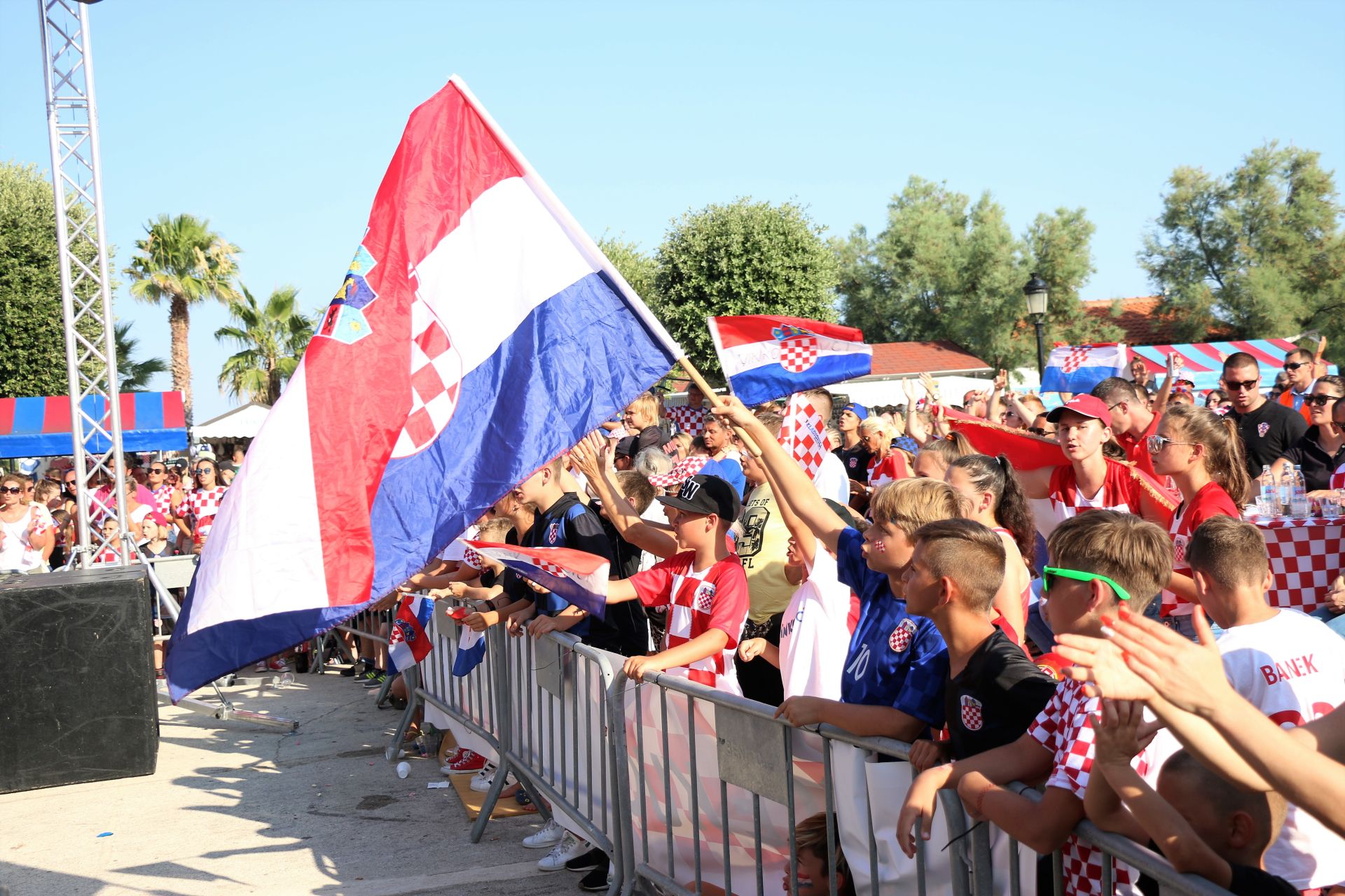 Na Viru se svim srcem navijalo za Vatrene