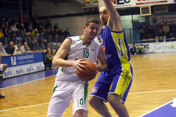 Ante Dević, KK Borik-Puntamika – KK Vrijednosnice Darda (Foto:Saša Čuka)