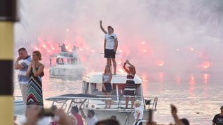 Split dostojanstveno na posljednju plovidbu ispratio legendu Olivera Dragojevića