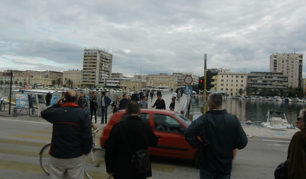 Kiša, jesen, zadarski most, promet