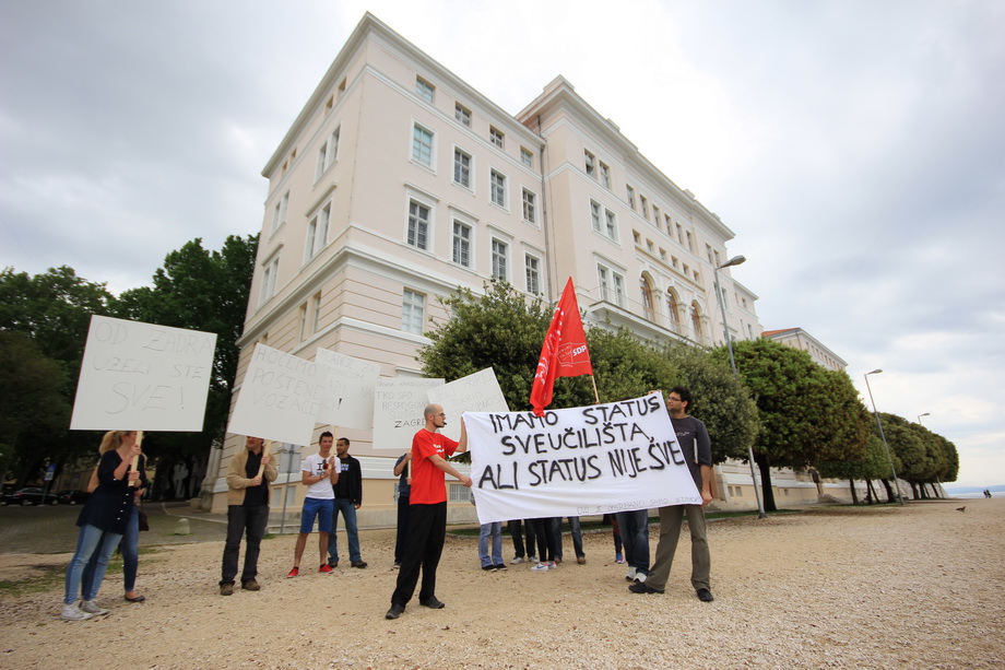 Mimohod Foruma mladih SDP-a, Mladih hrvatskih Liberala i mladih HNS-a Mimohod Foruma mladih SDP-a, Mladih hrvatskih Liberala i mladih HNS-a