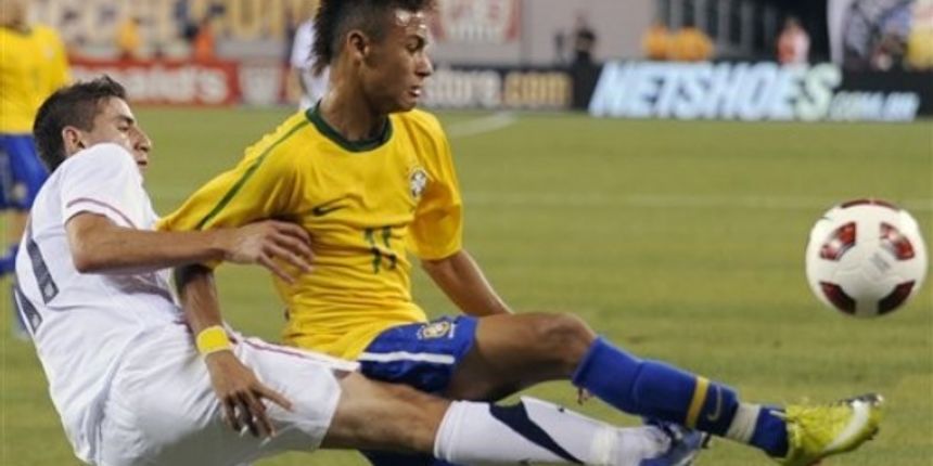 Neymar, Alejandro Bedoya (AP Photo) Neymar, Alejandro Bedoya (AP Photo)