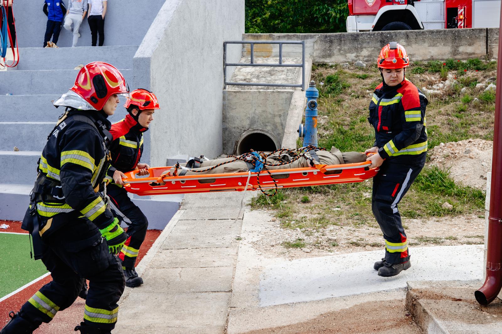Vatrogasna zajednica Zadarske županije obilježila 30 godina osnutka Vatrogasna zajednica Zadarske županije obilježila 30 godina osnutka
