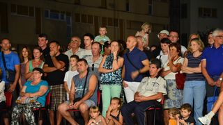 Nastup ansambla Lado ispred crkve sv. Marije ; foto Iva Perinčić Nastup ansambla Lado ispred crkve sv. Marije ; foto Iva Perinčić