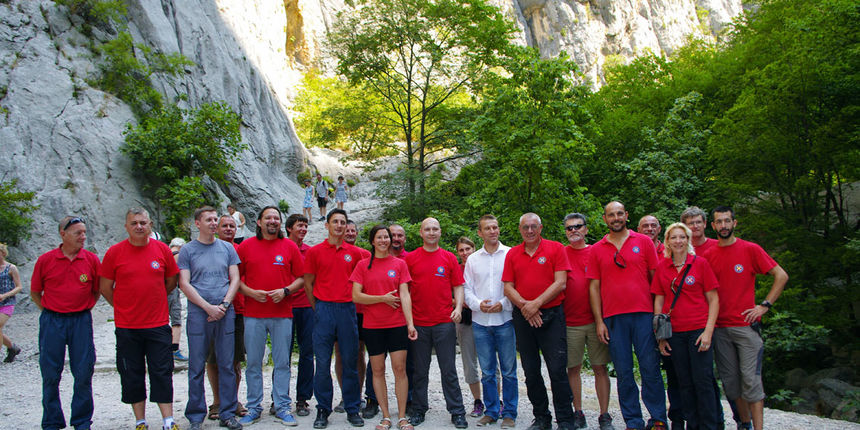 Ministar Zmajlović obišao radove u tunelima Nacionalnog parka Paklenica Ministar Zmajlović obišao radove u tunelima Nacionalnog parka Paklenica