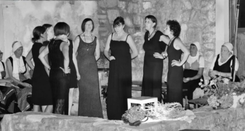 Večeri na Brižićevin dvuoru Večeri na Brižićevin dvuoru