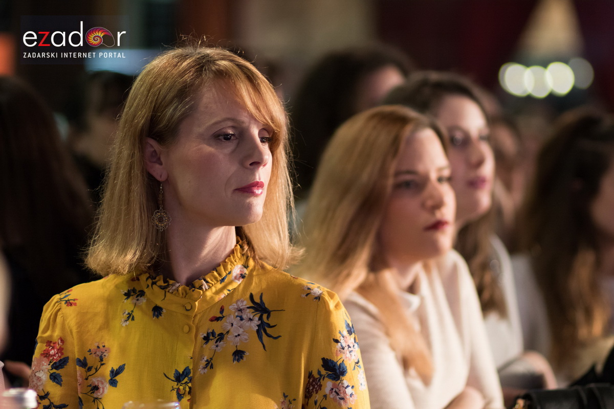 11. Festival vjenčanja: Modna revija vjenčanica i svečanih haljina te revija cvijeća i koncert Sandija Cenova 11. Festival vjenčanja: Modna revija vjenčanica i svečanih haljina te revija cvijeća i koncert Sandija Cenova