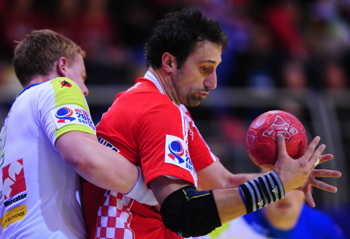 Vrsac, 180112.
Dvorana Millennium.
Europsko prvenstvo u rukometu, 2 kolo
Hrvatska – Slovenija.
Na slici: Igor Vori.
Foto: Drazen Aleksic / Cropix Vrsac, 180112.
Dvorana Millennium.
Europsko prvenstvo u rukometu, 2 kolo
Hrvatska – Slovenija.
Na slici: Igor Vori.
Foto: Drazen Aleksic / Cropix