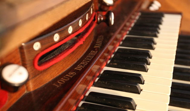 Zadar,180110.
U crkvi Gospe Loretske u Arbanasima u funkciji su mozda najstarije orgulje u Hrvatskoj , koje je napravio cuvenoi francuski majstor Louis Debierre.
Foto: Vladimir Ivanov / CROPIX