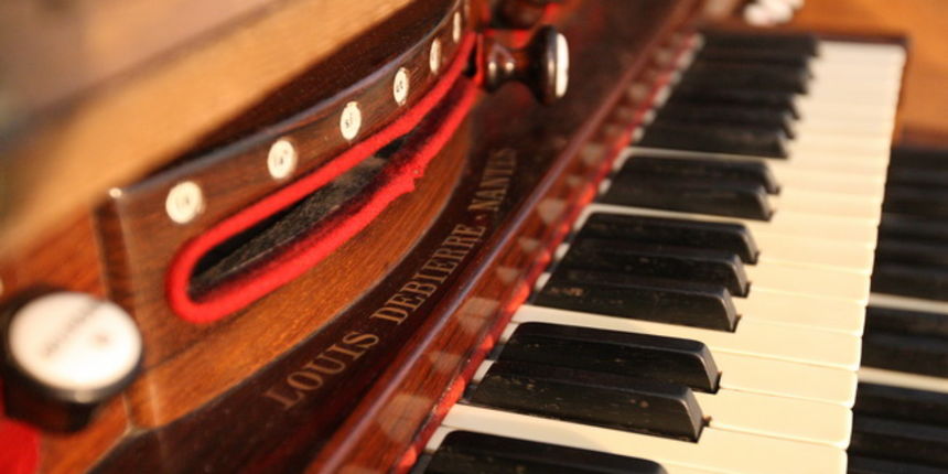 Zadar,180110.
U crkvi Gospe Loretske u Arbanasima u funkciji su mozda najstarije orgulje u Hrvatskoj , koje je napravio cuvenoi francuski majstor Louis Debierre.
Foto: Vladimir Ivanov / CROPIX Zadar,180110.
U crkvi Gospe Loretske u Arbanasima u funkciji su mozda najstarije orgulje u Hrvatskoj , koje je napravio cuvenoi francuski majstor Louis Debierre.
Foto: Vladimir Ivanov / CROPIX