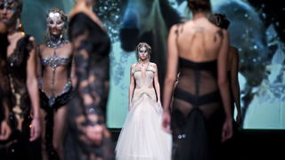 Zagreb, 201012.
U shopping centru Westgate od 18.-20.10. odrzava se modna revija Cro A Porter.
Na fotografiji: revija Matija Vuica.
Foto: Neja Markicevic / CROPIX