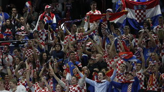 Malmo, 190111.
Malmo Arena, 22. svjetsko rukometno prvenstvo, utakmica izmedju Hrvatske i Srbije.
Na fotografiji: navijaci.
Foto: Ante Cizmic / CROPIX Malmo, 190111.
Malmo Arena, 22. svjetsko rukometno prvenstvo, utakmica izmedju Hrvatske i Srbije.
Na fotografiji: navijaci.
Foto: Ante Cizmic / CROPIX