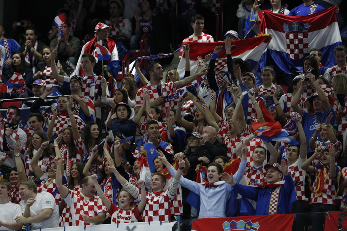 Malmo, 190111.
Malmo Arena, 22. svjetsko rukometno prvenstvo, utakmica izmedju Hrvatske i Srbije.
Na fotografiji: navijaci.
Foto: Ante Cizmic / CROPIX Malmo, 190111.
Malmo Arena, 22. svjetsko rukometno prvenstvo, utakmica izmedju Hrvatske i Srbije.
Na fotografiji: navijaci.
Foto: Ante Cizmic / CROPIX