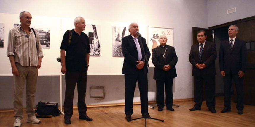 HKK: Otvorenje izlozbe “Razaranje Zadra” Zvonka Kucelina i Zeljka Karavide
